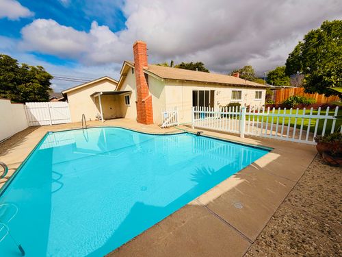 396 N Kellogg Ave, Goleta, CA, 93111-1652 | Card Image