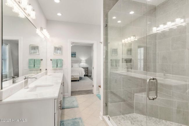 111 Magens Ct E, House other with 4 bedrooms, 4 bathrooms and 2 parking in Cedar Point NC | Image 20