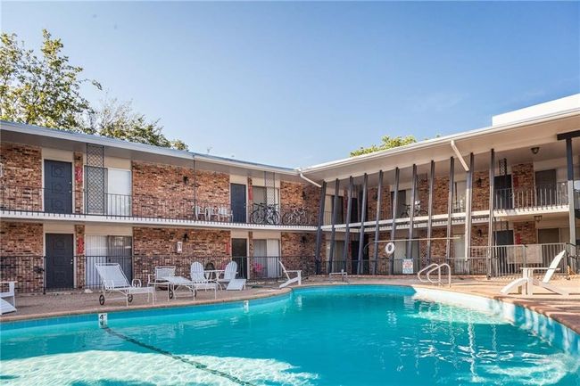APT-213 - 3212 Red River St, Condo with 2 bedrooms, 1 bathrooms and 47 parking in Austin TX | Image 10