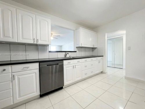 816-3800 S Ocean Dr, Hollywood, FL, 33019-2919 | Card Image