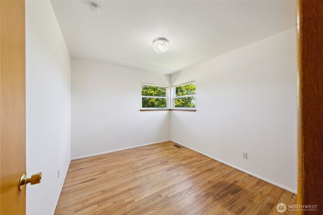 3rd bedroom | Image 23