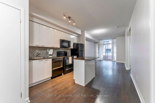517-15 Bruyeres Mews, Toronto, ON, M5V0A7 | Card Image