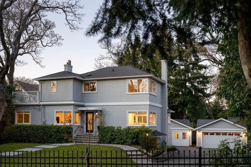 1980 Fairfield Rd, Victoria, BC, V8S1H4 | Card Image