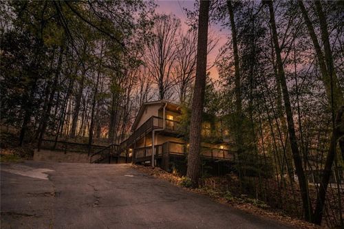 5121 Heather Rd Se, Smyrna, GA, 30082-5121 | Card Image
