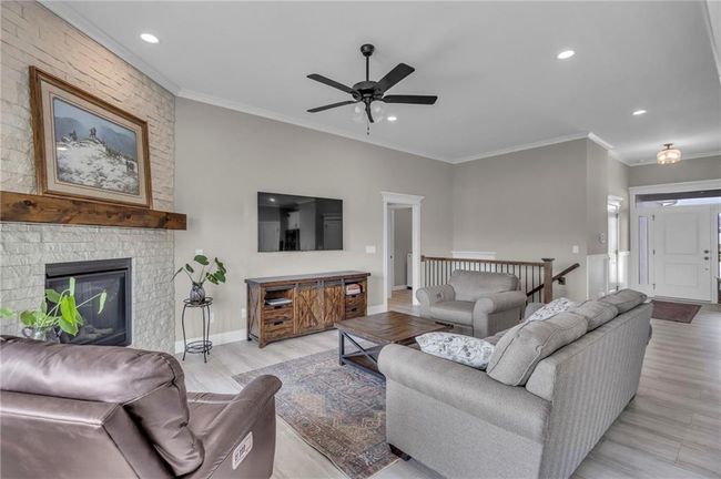 19707 196 Th St, House other with 2 bedrooms, 2 bathrooms and null parking in Spring Hill KS | Image 7