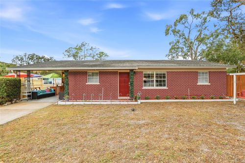 9402 N Newport Ave, TAMPA, FL, 33612-7724 | Card Image