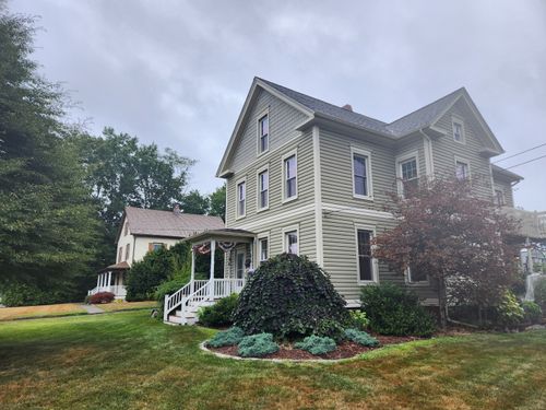 64 Willard Ave, Newington, CT, 06111-1102 | Card Image