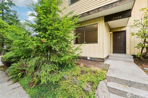 12304 Ne 149th Court, Kirkland, WA, 98034 | Card Image