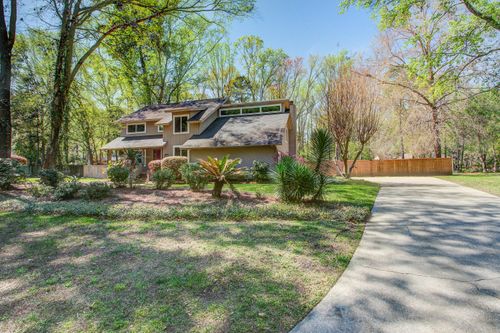 109 Huckleberry Ln, Summerville, SC, 29485-8018 | Card Image
