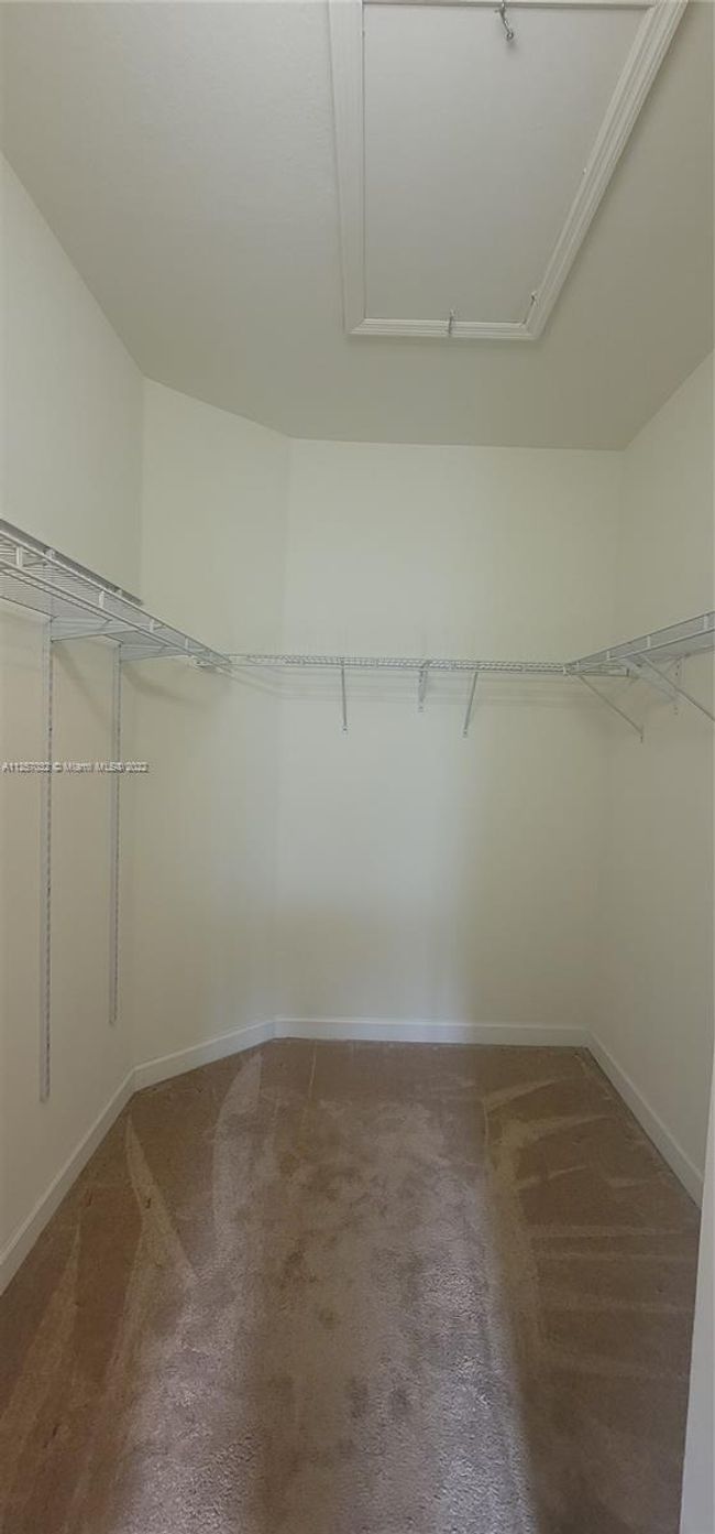 9339 - 9339 W 34 Th Ct, Townhouse with 3 bedrooms, 3 bathrooms and null parking in Hialeah FL | Image 12