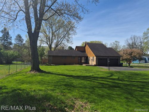 1115 Turrill Rd, Lapeer, MI, 48446-3720 | Card Image