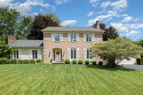 6 Mile Post Ln, Pittsford, NY, 14534-2214 | Card Image