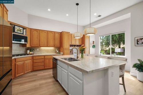 346 Gladstone Dr, Brentwood, CA, 94513-6435 | Card Image