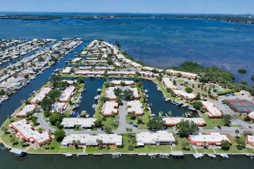 9538 Azure Cv, BRADENTON, FL, 34210-1403 | Card Image