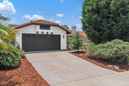 2663 Sutter St, Carlsbad, CA, 92010-7906 | Card Image