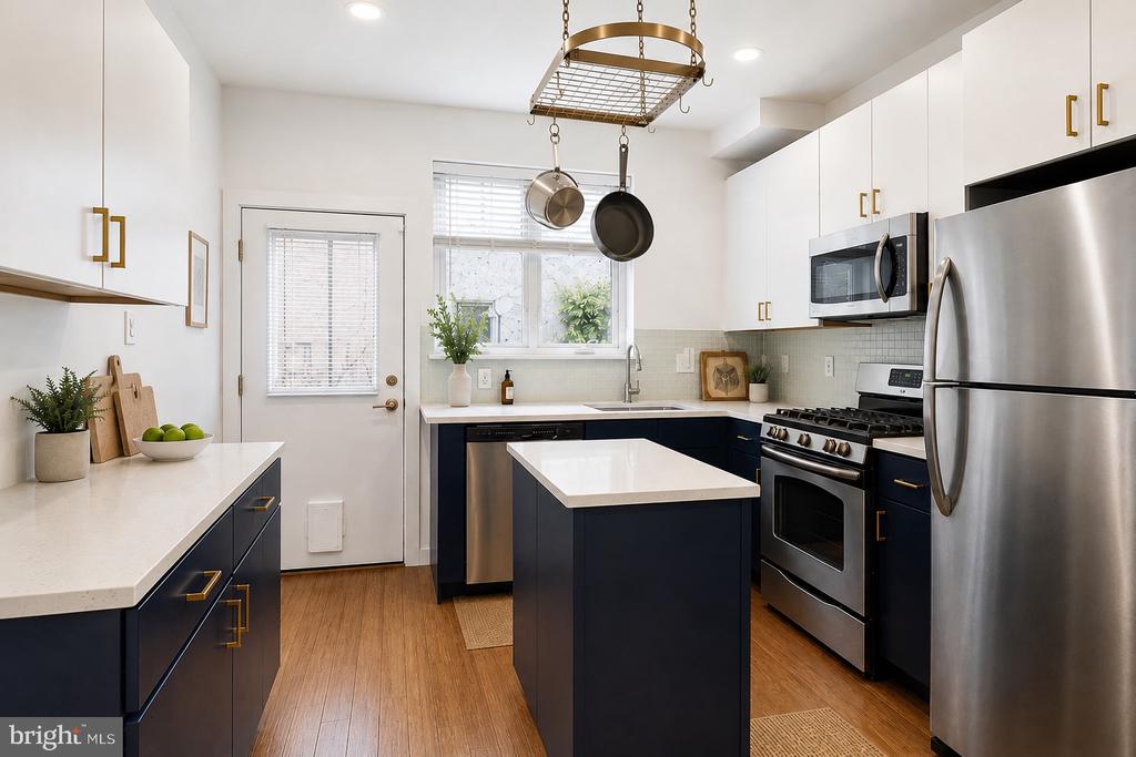 Residential in PHILADELPHIA 3