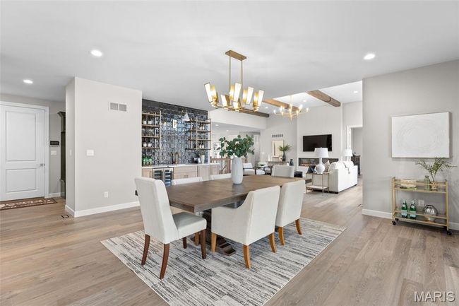 Photo representation of similar home. Some features shown may be optional. | Image 14