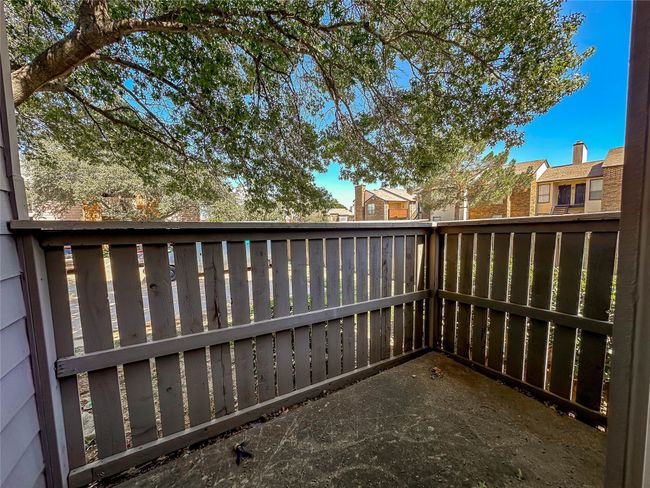 UNIT-502 - 2101 Count Fleet Dr, Condo with 2 bedrooms, 1 bathrooms and null parking in Arlington TX | Image 25