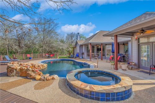 9269 Green Branch Loop, Bryan, TX, 77808-4924 | Card Image