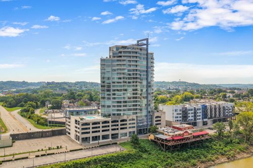 903-400 Riverboat Row, Newport, KY, 41071 | Card Image