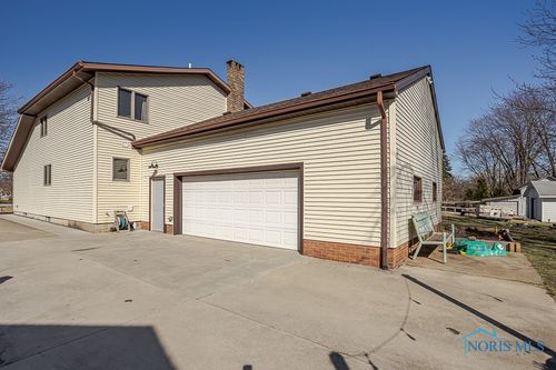 22690 Toledo St, Curtice, OH, 43412-8600 | Card Image