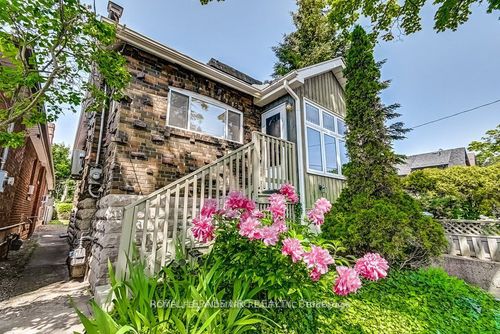 upstairs-30 4th St, Etobicoke, ON, M8V2Y3 | Card Image