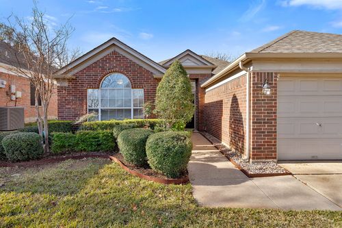 2505 Woodhaven Dr, Flower Mound, TX, 75028-7543 | Card Image