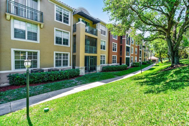 APT-107 - 11790 Saint Andrews Pl, Condo with 3 bedrooms, 2 bathrooms and null parking in Wellington FL | Image 34