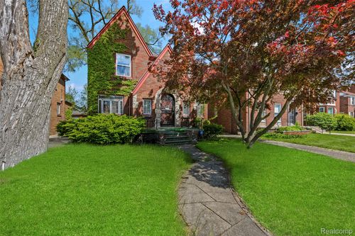 17366 Monica St, Detroit, MI, 48221-2604 | Card Image