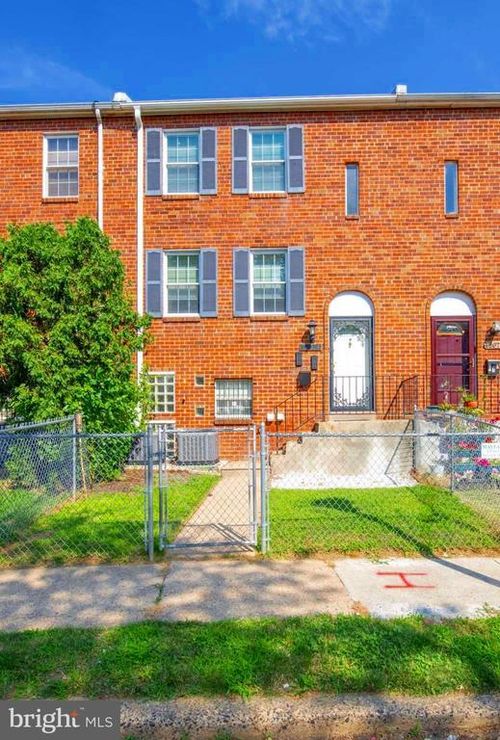 12074 Abby Road, PHILADELPHIA, PA, 19154 | Card Image