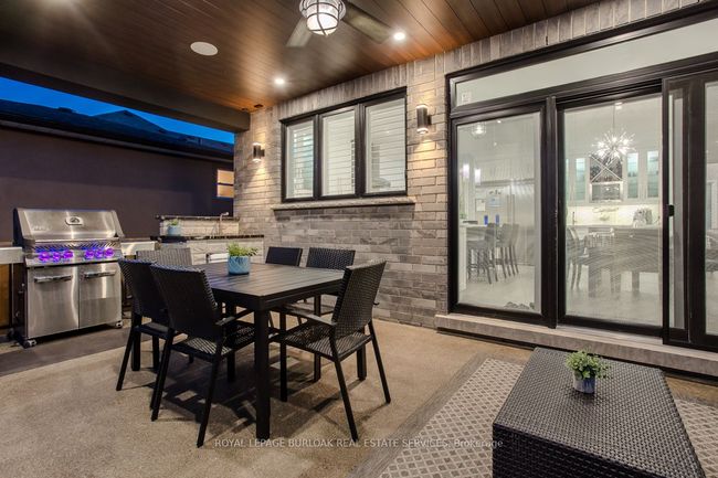 474 Dewitt Rd, House other with 4 bedrooms, 4 bathrooms and 4 parking in Stoney Creek ON | Image 4