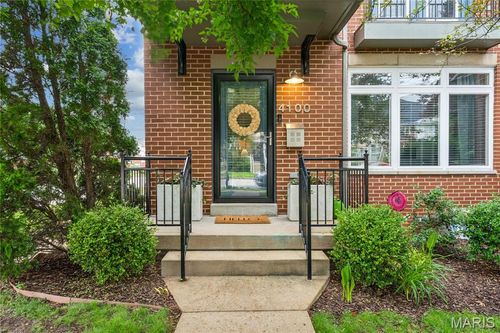 4100 Olive St, Saint Louis, MO, 63108-3126 | Card Image