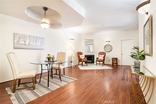 315-640 W 4th St, Long Beach, CA, 90802-7340 | Card Image