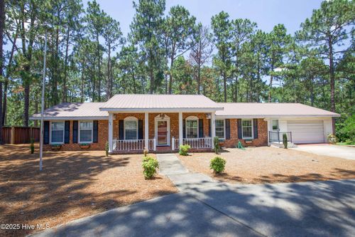 187 Skyline Manor Rd, Southern Pines, NC, 28387-2626 | Card Image