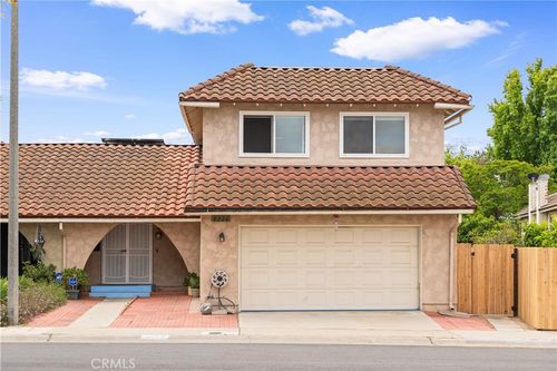 8226 Henshaw Cir, Buena Park, CA, 90621-1361 | Card Image