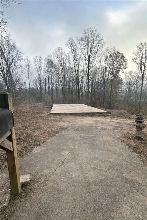 1041 Jordan Dr, Gainesville, GA, 30501-7033 | Card Image