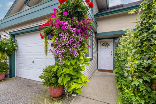 102-5711 Ebbtide Street, Sechelt, BC, V7Z0J5 | Card Image