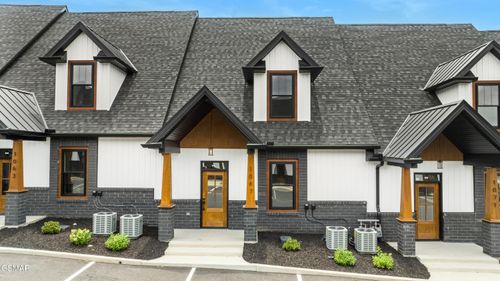 1067 Watch Hill Way, Sevierville, TN, 37862 | Card Image