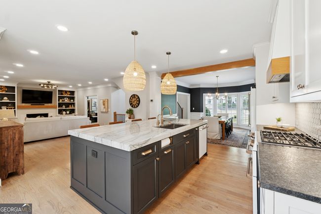 780 Mount Oglethorpe Trl, House other with 5 bedrooms, 5 bathrooms and 2 parking in Johns Creek GA | Image 17