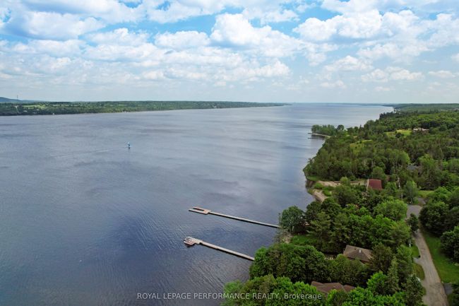 1141 Julia Crt, House other with 3 bedrooms, 3 bathrooms and 7 parking in Dunrobin ON | Image 43
