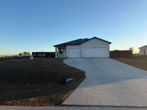 08-9026 W Mac Ct, Labelle, FL, 33935-5668 | Card Image