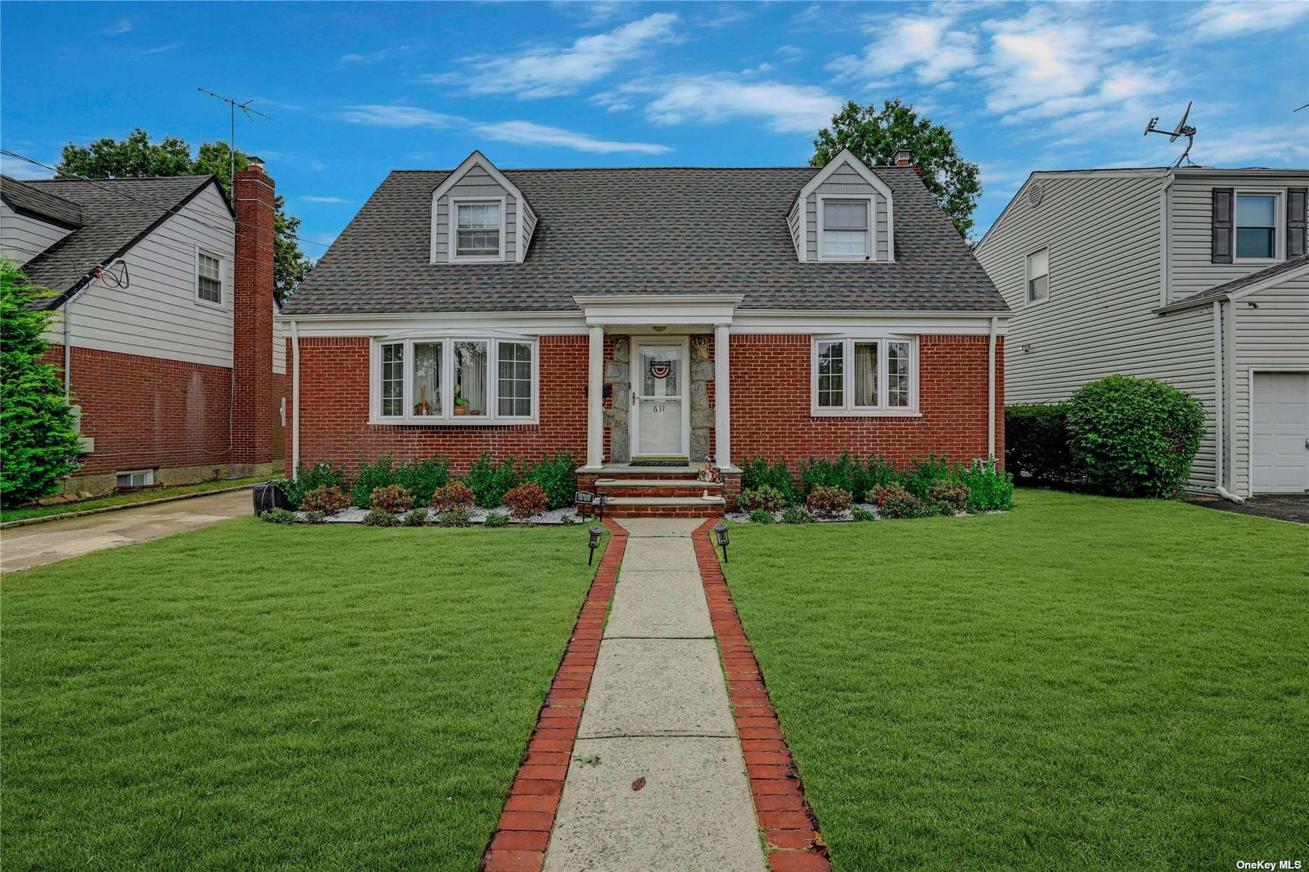 9th St, New Hyde Park, NY 11040