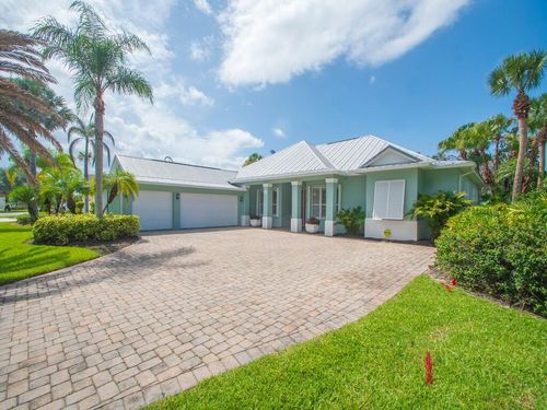 6566 35th Pl, Vero Beach, FL, 32966-7810 | Card Image