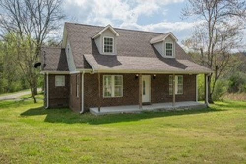 2824 Highway 100, Linden, TN, 37096-6040 | Card Image