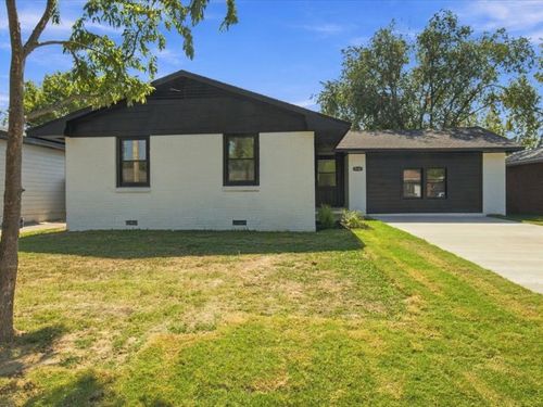 9148 E Latimer Pl, Tulsa, OK, 74115-5927 | Card Image