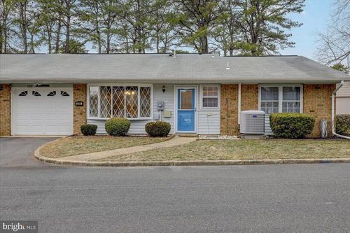 a-64 Cambridge Cir, Manchester Tw, NJ, 08759 | Card Image