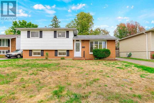 1301 Alwington St, Brockville, ON, K6V6A5 | Card Image