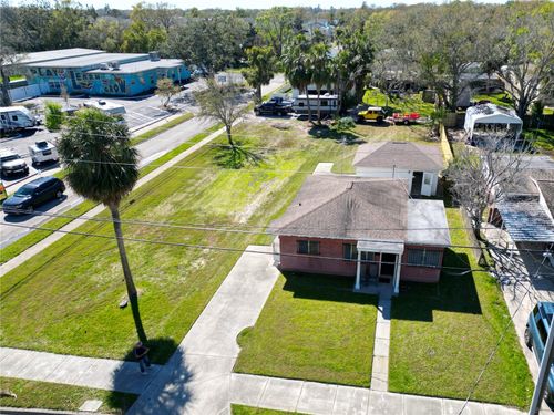 318 Banana St, TARPON SPRINGS, FL, 34689-3606 | Card Image