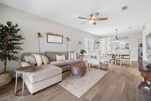 210 Crockett Loop, Georgetown, TX, 78633-5041 | Card Image