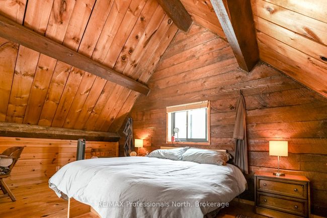 1015 Calbrett Rd, House other with 1 bedrooms, 1 bathrooms and 5 parking in Haliburton ON | Image 22